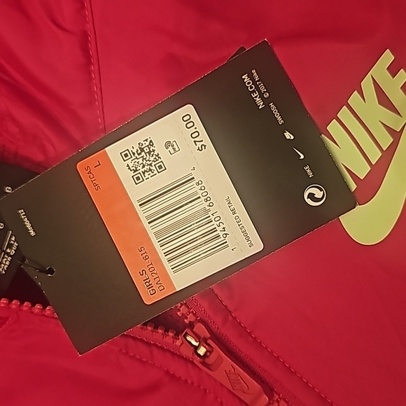 Nike Jacket - Picture 3 of 3